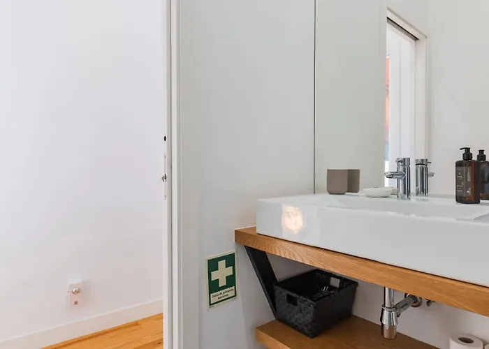 Apartman Cosy In Bairro Alto By Lovelystay Lisboa